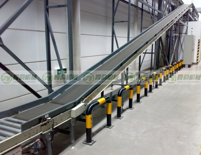 爬坡皮带输送机02