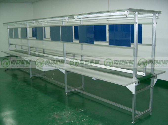 带工作台皮带机18